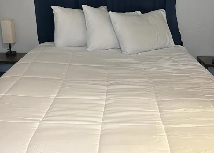 082b Grand Canyon South Rim Sleeps 2
